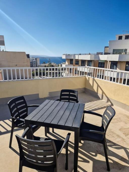 Ferienwohnung Comfy And Cosy. St. Paul's Bay Exterior foto